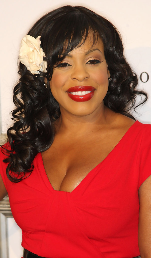 Niecy Nash Lips Plastic Surgery