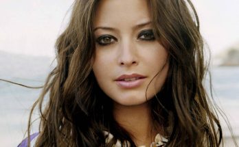 Holly Valance Plastic Surgery Nose Job Boob Job Botox Lips