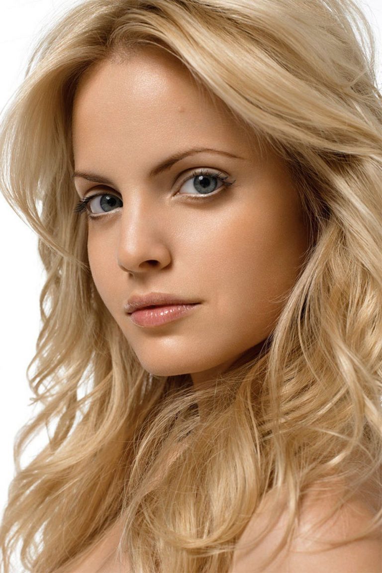 Mena Suvari Botox Nose Job Lips Plastic Surgery Rumors