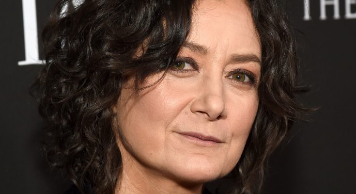 Sara Gilbert Plastic Surgery and Body Measurements