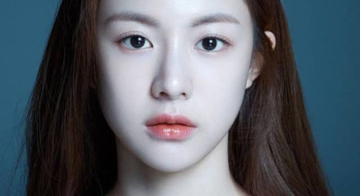 Go Yoon-jung Plastic Surgery