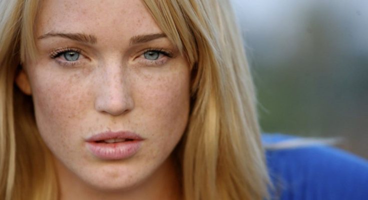 Caity Lotz Plastic Surgery