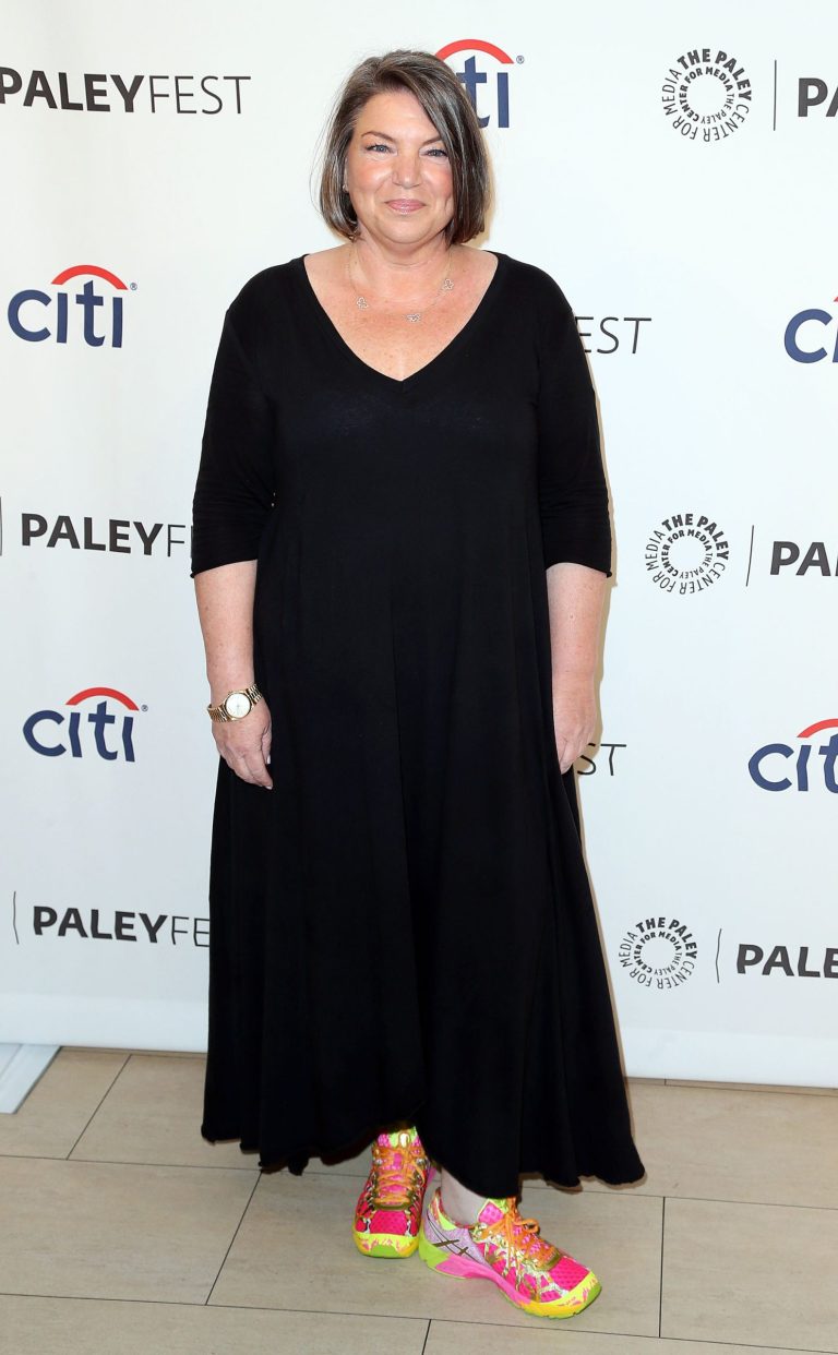 Mindy Cohn Plastic Surgery Body